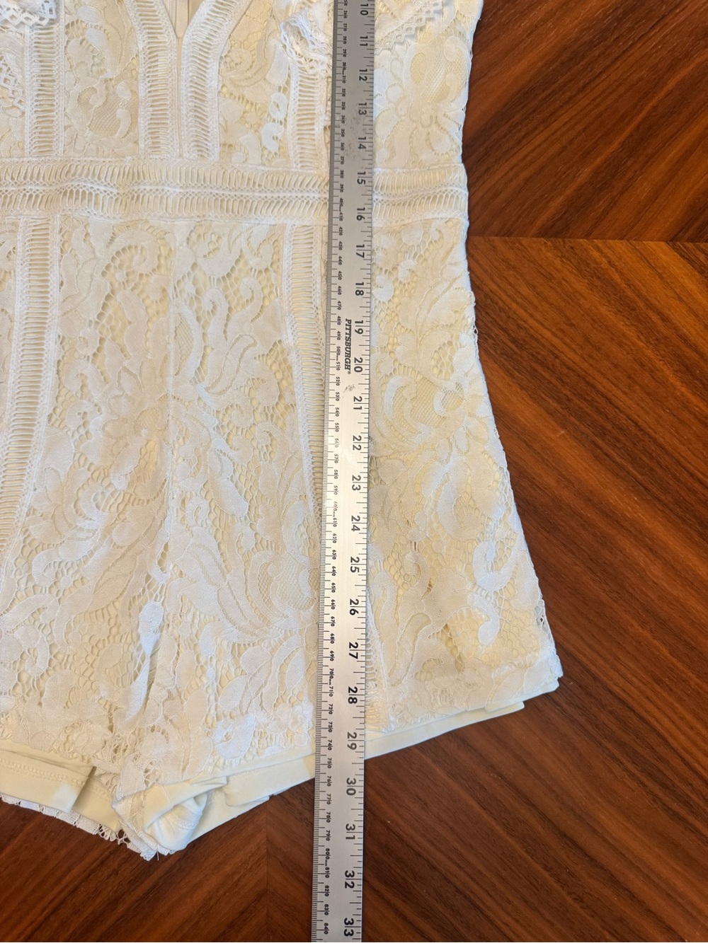 NWT Lulus White Lace Romper Bridal Shower Bachelorette Vacation Size L - Picture 12 of 16